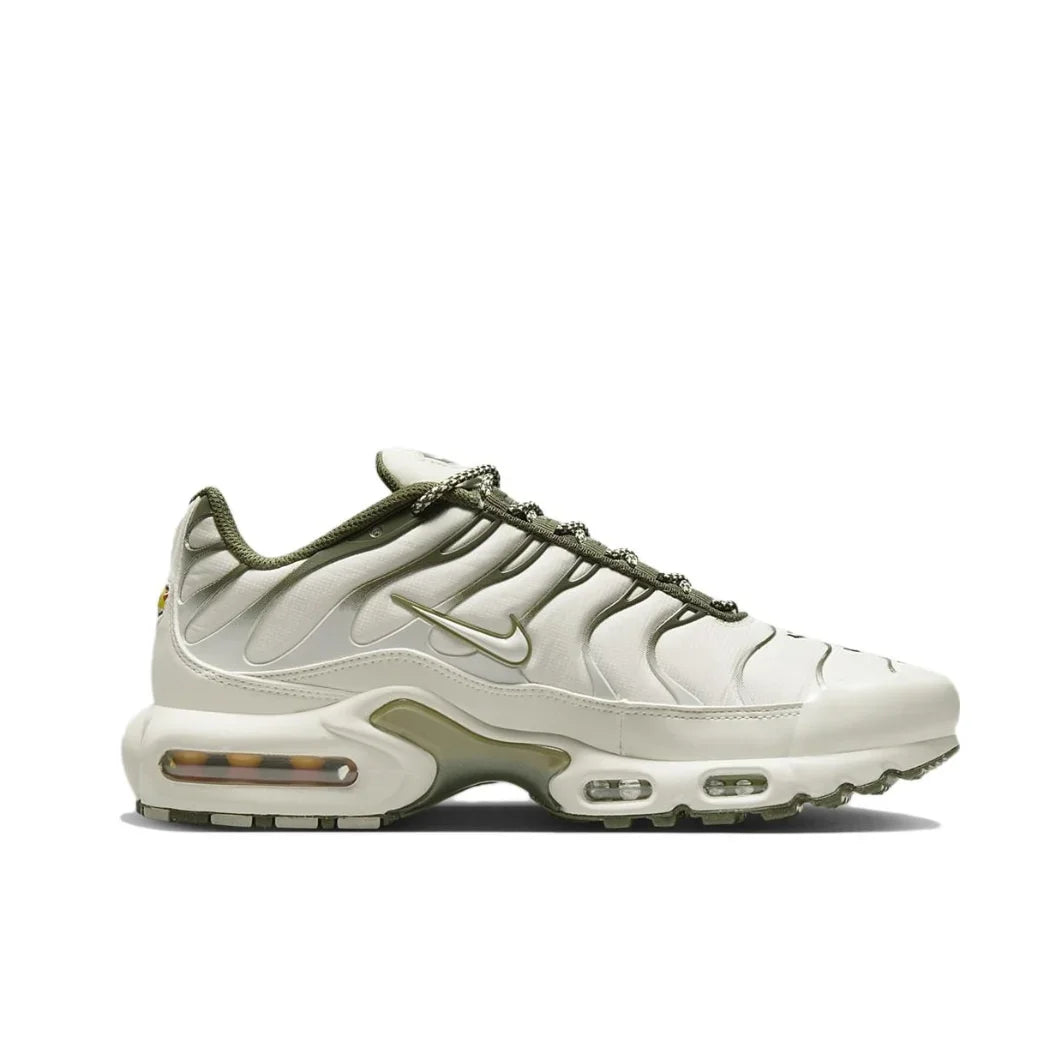 Nike New Air Max Plus TN Men's Sneakers winter Fashionable and comfortable casual shoes Lightweight and wearable Silver&Black